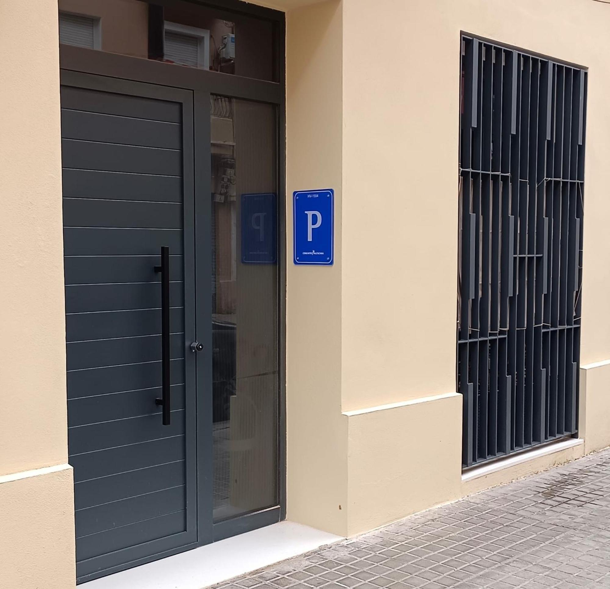 מלון ולנסיה Yard Patraix By Concept Flats מראה חיצוני תמונה